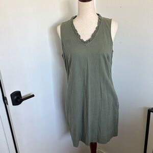 Briggs New York Olive Green Ruffled Trim Top